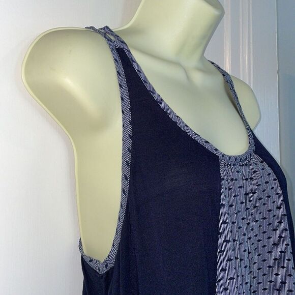 CAbi navy blue & white strappy rayon camisole/tank top - Picture 5 of 10